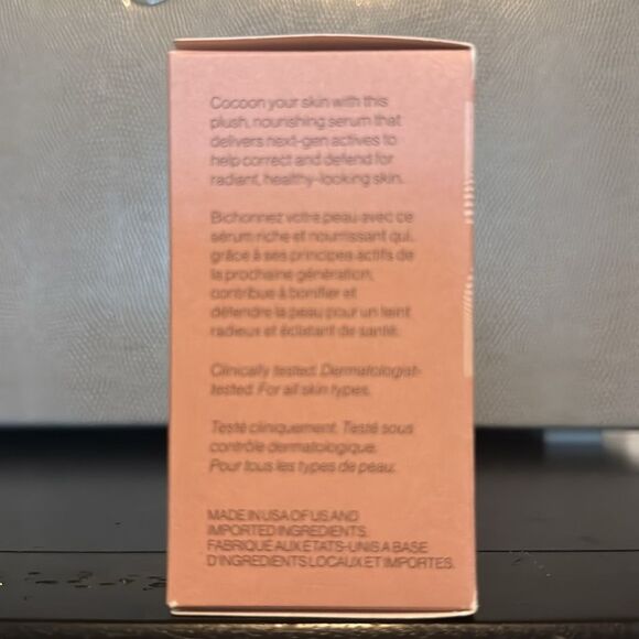 DERMAFLASH HYDRAFLASH COCOONING SERUM 
Smoothing, Firming + Depuffing Se… - Picture 6 of 6